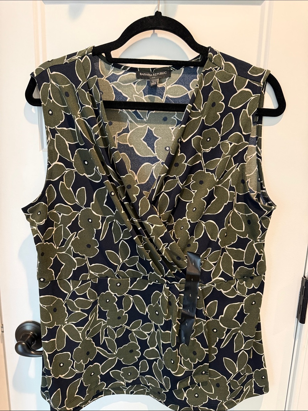 Banana Republic Olive Floral Wrap Sleeveless Top (L)